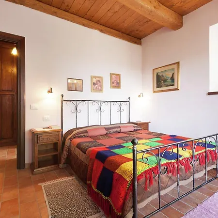 Дом отдыха In Marche Near Slopes *