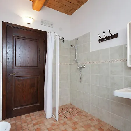 Дом отдыха In Marche Near Slopes