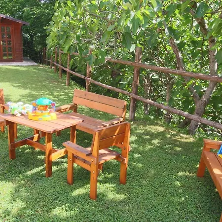 Дом отдыха In Marche Near Slopes