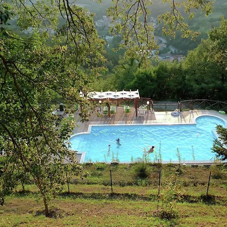 Дом отдыха In Marche Near Slopes