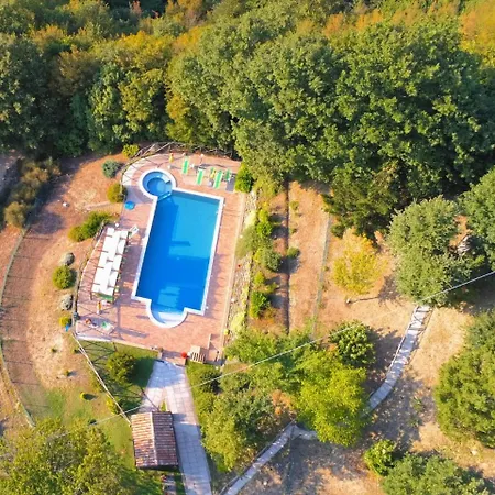 Дом отдыха In Marche Near Slopes *